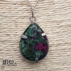 Ciondolo in Ruby-zoisite