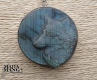 Ciondolo in Labradorite a forma di lupo
