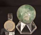 5821_p_sfere_in_fluorite1.jpg