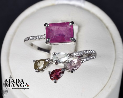 Anello in Argento con Rubino e tormaline