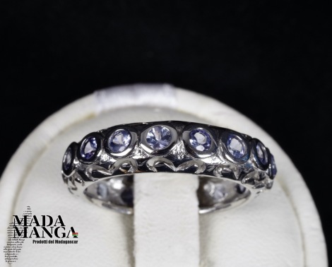 Anello in Argento con Tanzaniti
