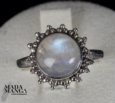 Anello in Argento con Pietra di Luna