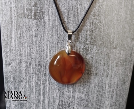 CIONDOLO IN CORNIOLA