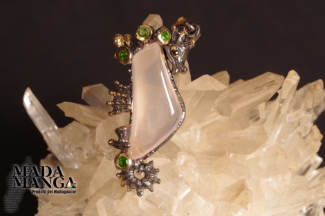 Ciondolo in Argento con Quarzo Rosa