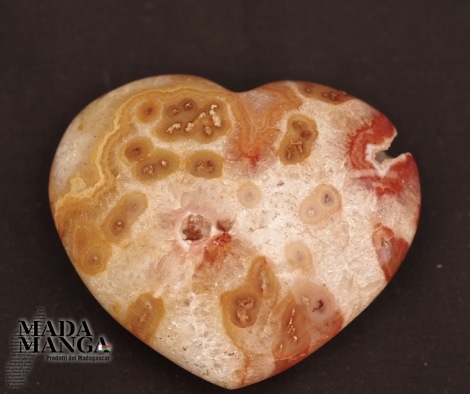 Cuore in Corniola con cristalli