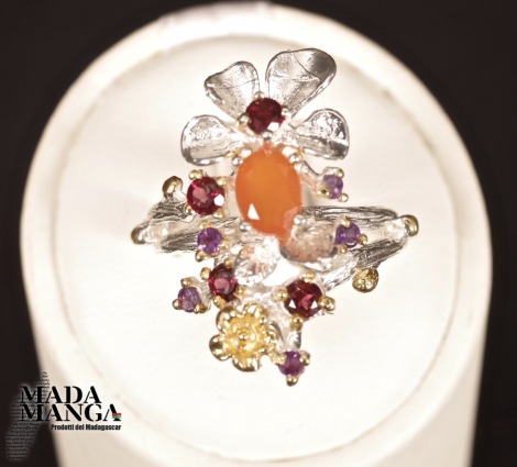 Anello in Argento con Corniola