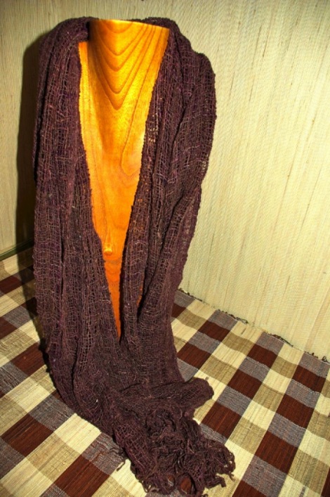 sciarpa in seta grezza marrone