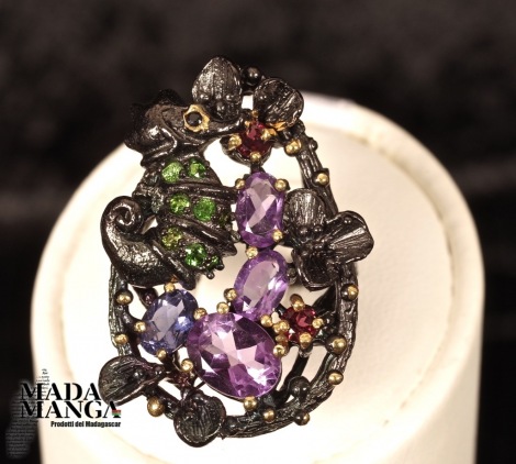 Anello in Argento con Ametiste e cromo diopsidi