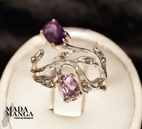 Anello in Argento con Ametiste