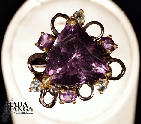 Anello in Argento con Ametiste