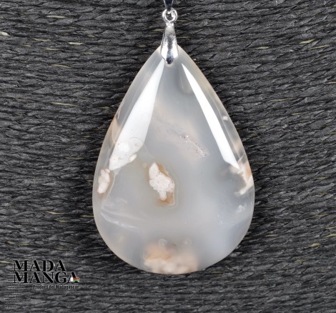 Ciondolo in Agata Sakura (fiori di ciliegio)