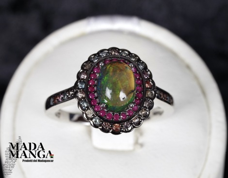 Anello in Argento con Opale, rubini e zaffiri