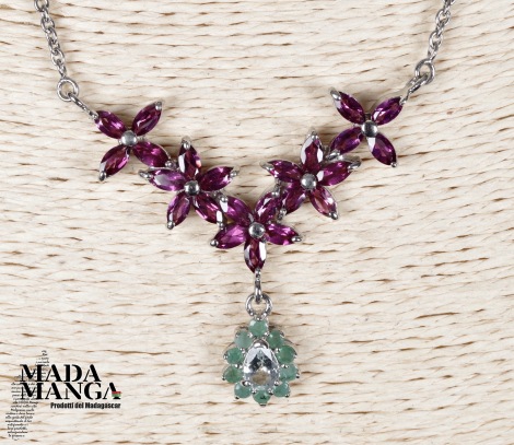 Collana in Argento con Acquamarina, smeraldi e rodoliti