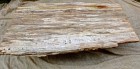 Tavolo in legno fossile