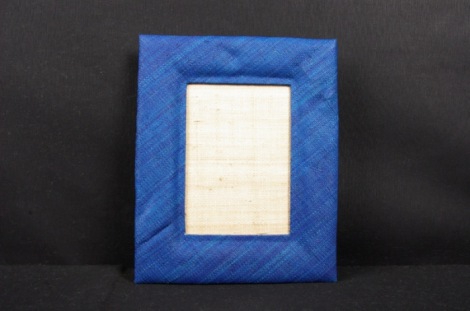 CORNICE IN RAFIA BLU